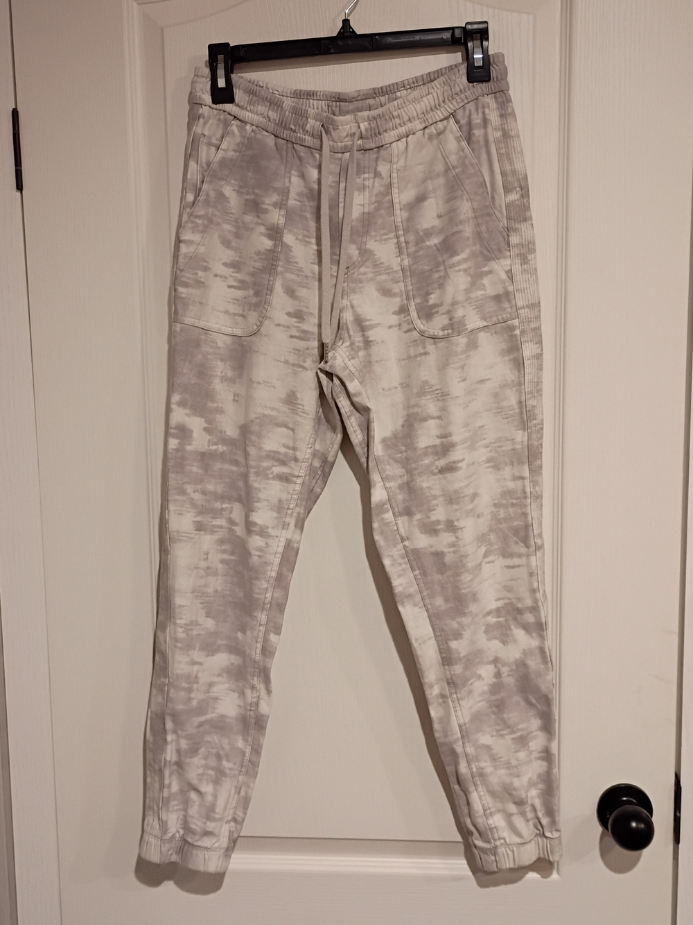 Athleta - Farallon Printed Jogger - Size 8